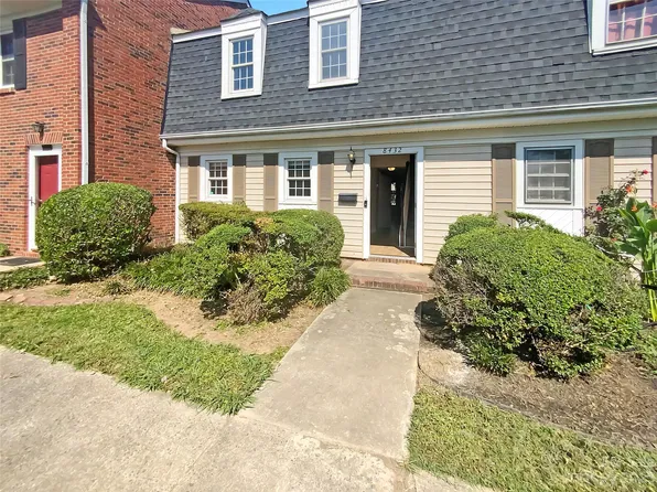 8432 Knights Bridge Rd, Charlotte, NC 28210