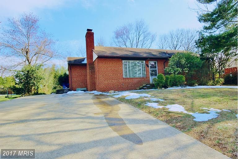1st image of 5605 Magnolia Ln