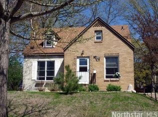 1280 Victoria St N, Saint Paul, MN 55117