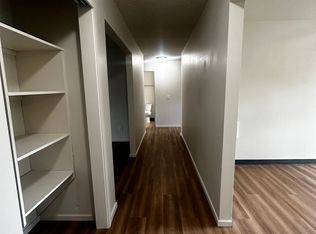 4507 SW Luradel St #D, Portland, OR 97219