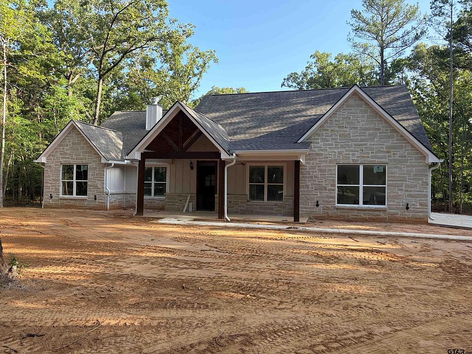 1st image of 15212 Maple Leaf Ct