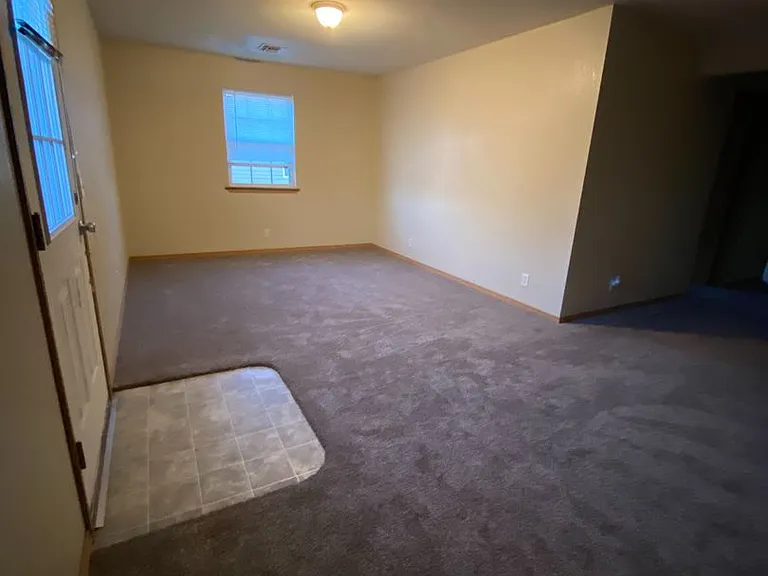 4557 E Zora St #D — Photo 13