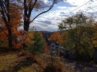 32 Franklin Ave, Saranac Lake, NY 12983