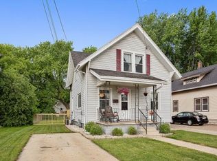 412 12th Ave, Green Bay, WI 54303