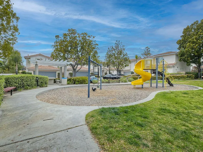 HOA Park