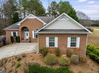 38 Woodridge Dr, Douglasville, GA 30134