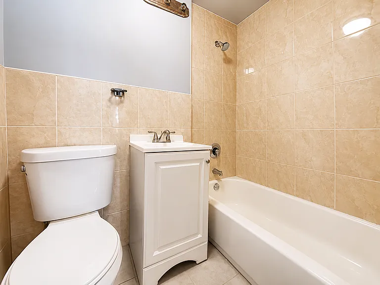700 N 5th St #2 — Photo 2