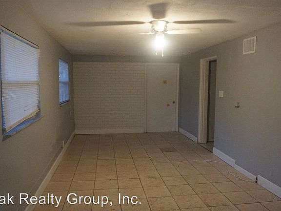 3rd image of 5401 Russell Ave APT 3