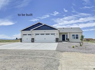 1412 N Chuckwagon Ln, Pueblo West, CO 81007