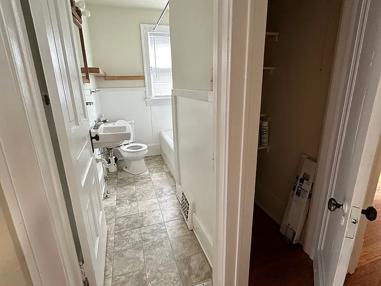 829 Miller Ave #1 — Photo 9
