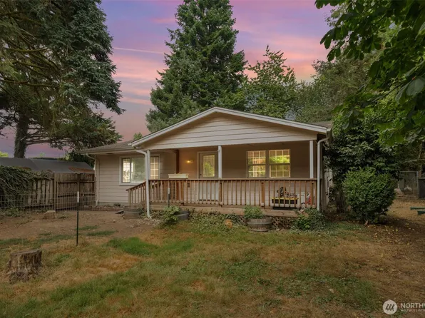 212 Chapman Road, Castle Rock, WA 98611