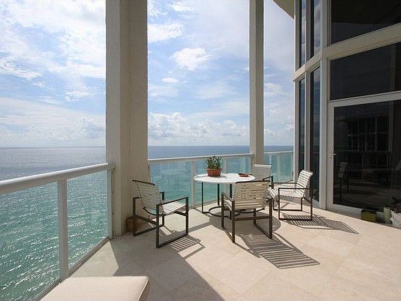3rd image of 6001 N Ocean Dr Penthouse 1