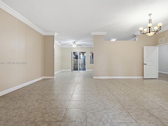 3rd image of 2101 SE 17th Ave