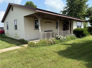 19292 Spring Hill Rd, Sumner, IL 62466