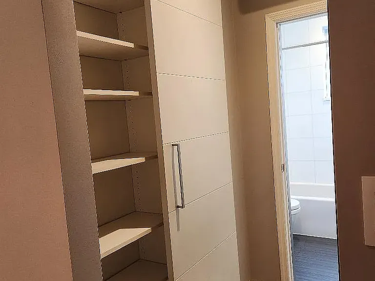 54 Hausman St #1A — Photo 17