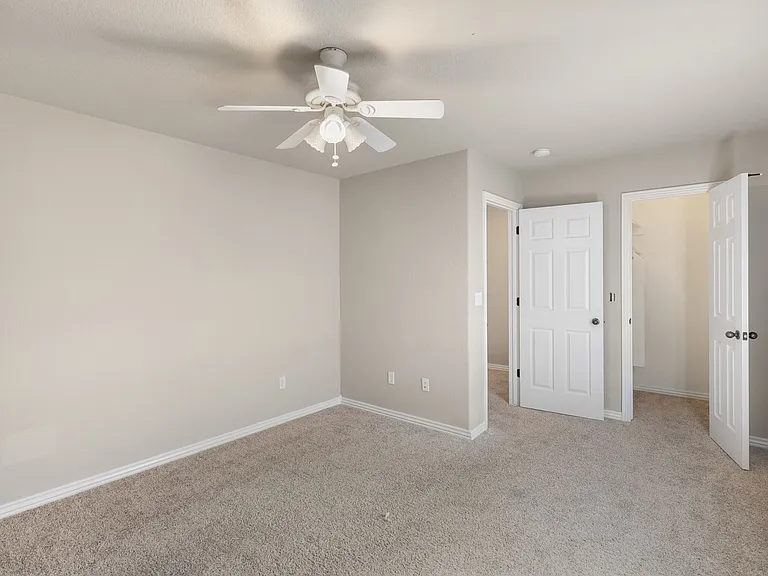 703 W Garland St #A — Photo 10
