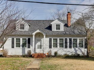 220 Cherokee Rd, Hampton, VA 23661