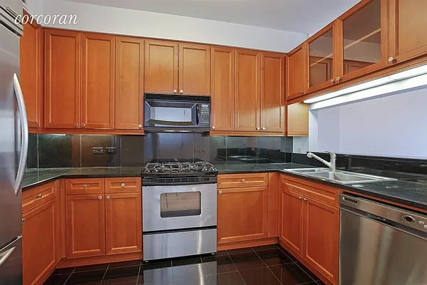 Rented by Corcoran | media 2