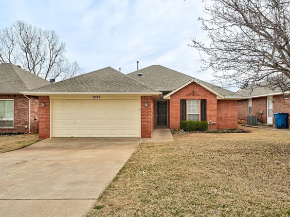 2032 Emerald Brook Ct