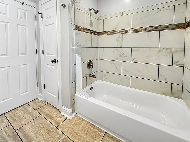 4850 Wright Ter #2A — Photo 11
