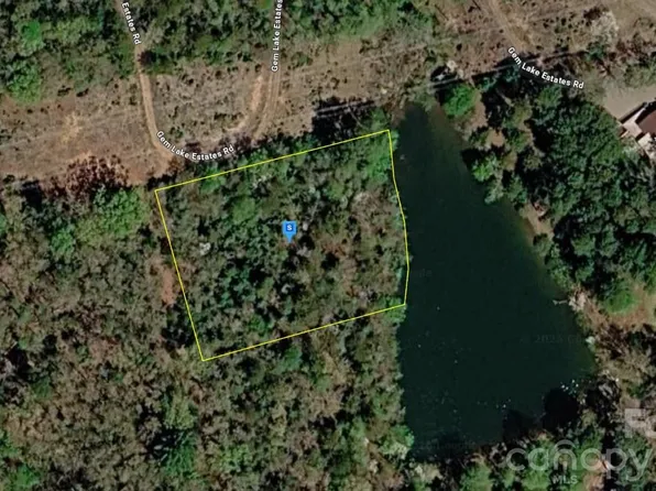 160 Gem Lake Estates Rd, Franklin, NC 28734