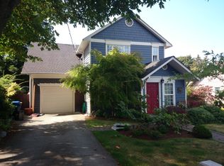 9817 California Ave SW, Seattle, WA 98136