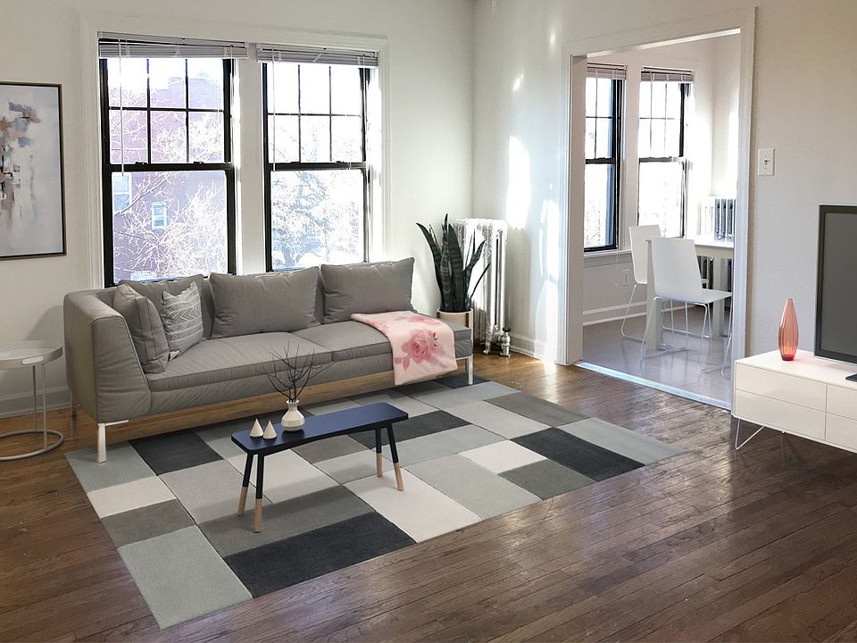 Dining/Living room