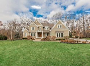 8180 Silica Rdg, Chagrin Falls, OH 44023