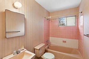 3 Chestnut Ln 