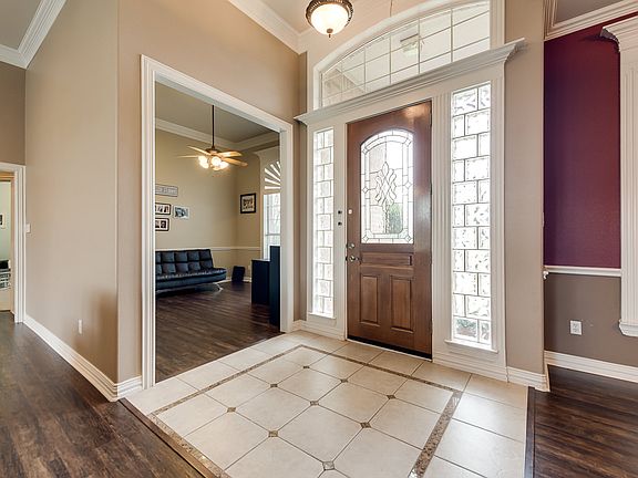 4th image of 1741 Saint Andrews Dr