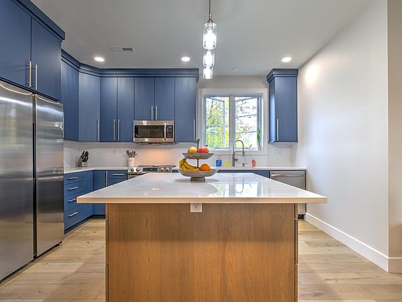 4th image of 1310 E Samuel Ave #3A