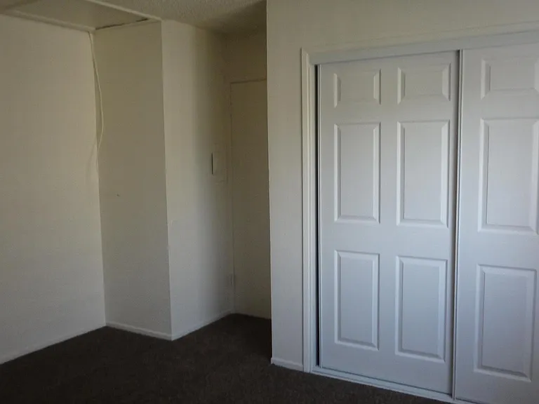 225 W Santa Barbara St #C — Photo 10