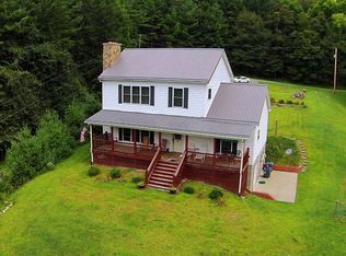 274 Woodland Meadows Ln, Troutdale, VA 24378