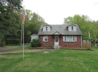 10 Bartlett St, South Hadley, MA 01075
