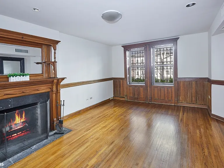44 W 76th St #2 — Photo 1
