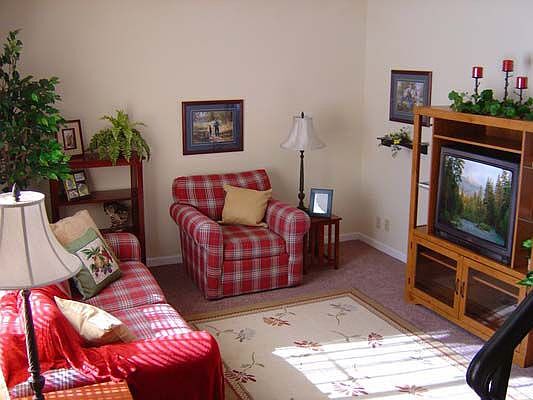 4th image of 1715 Houser St #7E