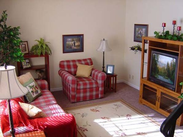 Forest Glen Muscatine Cooperative, 1715 Houser St APT 5-E, Muscatine, IA 52761