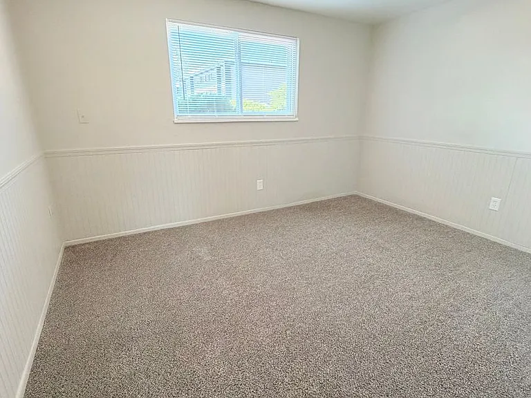 1805 Earlyview Ct — Photo 10
