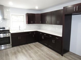 5214 Meadowview Ave #1, North Bergen, NJ 07047