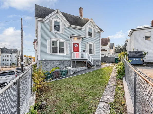 15-17 Whipple St, Lowell, MA 01852