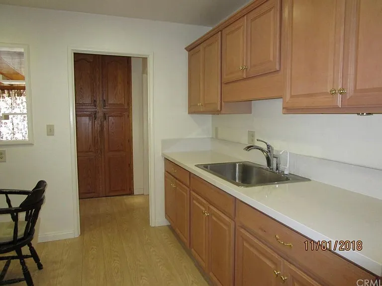 304 N Kendor Dr — Photo 8