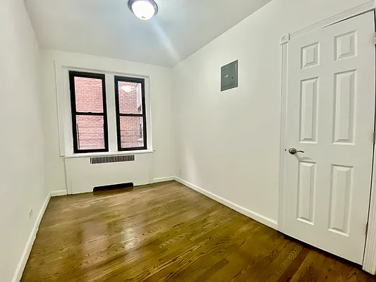 Rented by Compass | media 7