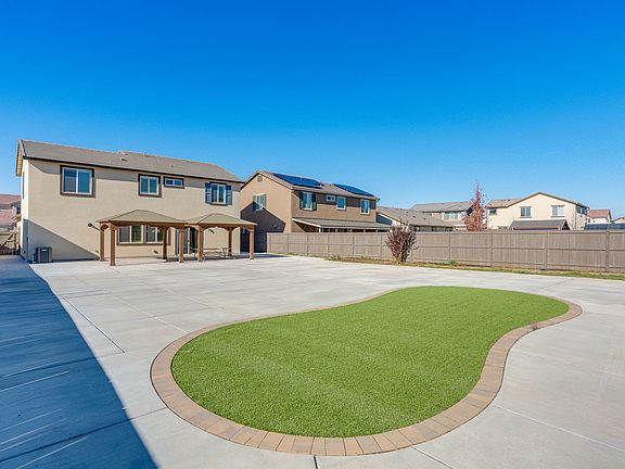 3rd image of 6932 Dearborn Dr
