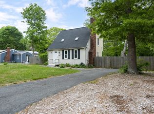 100 Kelley Rd, Barnstable, MA 02630