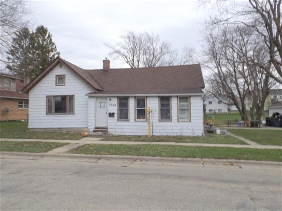 2nd image of 2308 15th Ave
