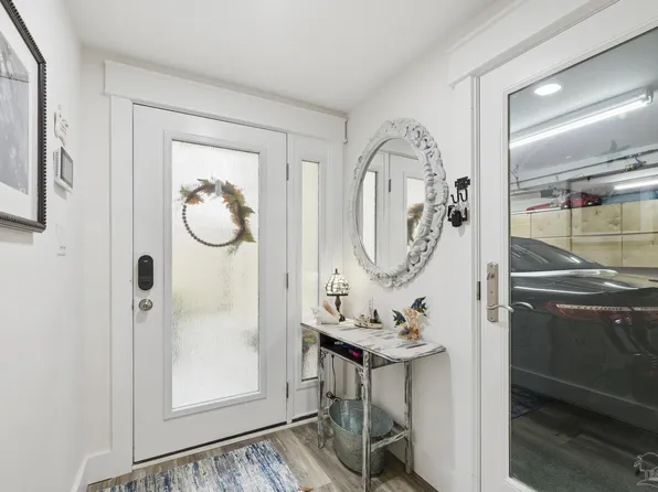 10 Port Royal Way, Pensacola, FL 32502