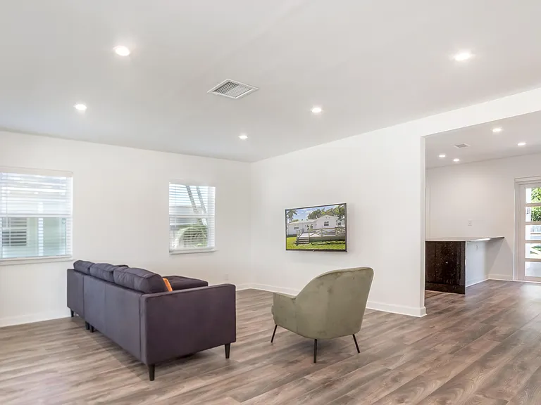 122 George Bush Blvd — Photo 3