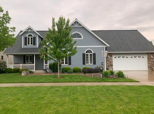 1345 Prairie Dr, Story City, IA 50248