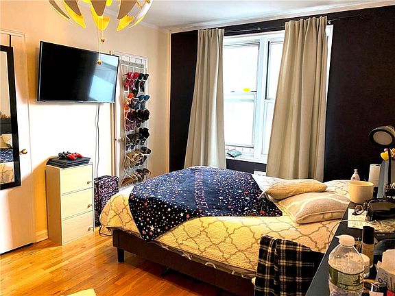 3rd image of 2900 Ocean Ave APT 2H