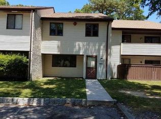 2466 Arbor Ct, Mays Landing, NJ 08330